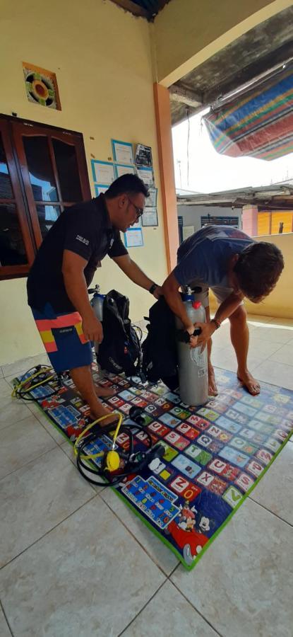 Blue Shark Divers Homestay Bunaken