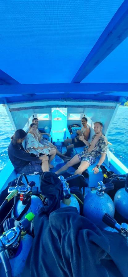 Homestay Blue Shark Divers