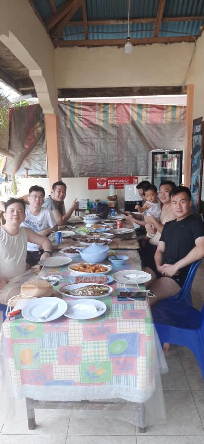 Blue Shark Divers Homestay *