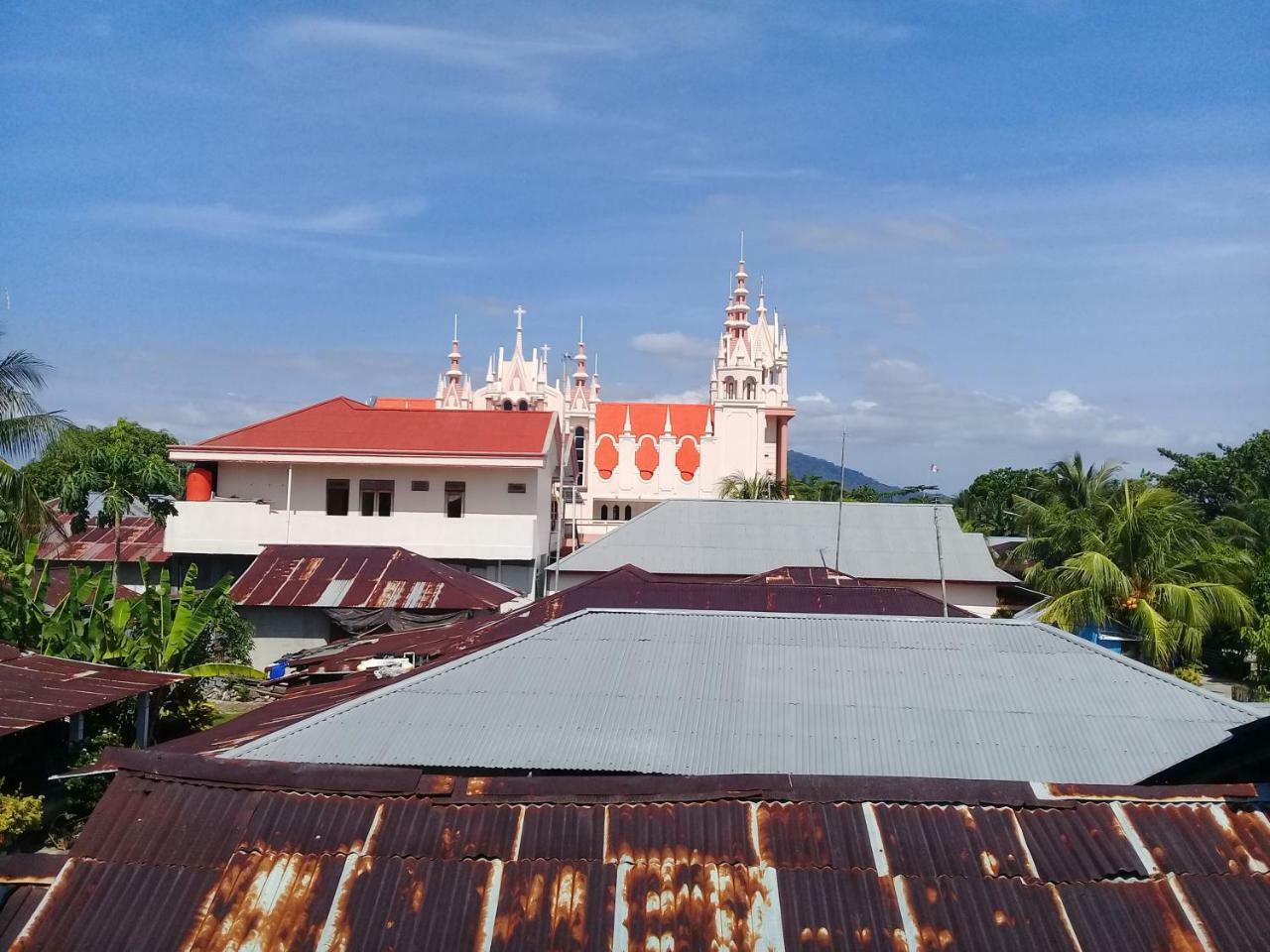 Blue Shark Divers Homestay